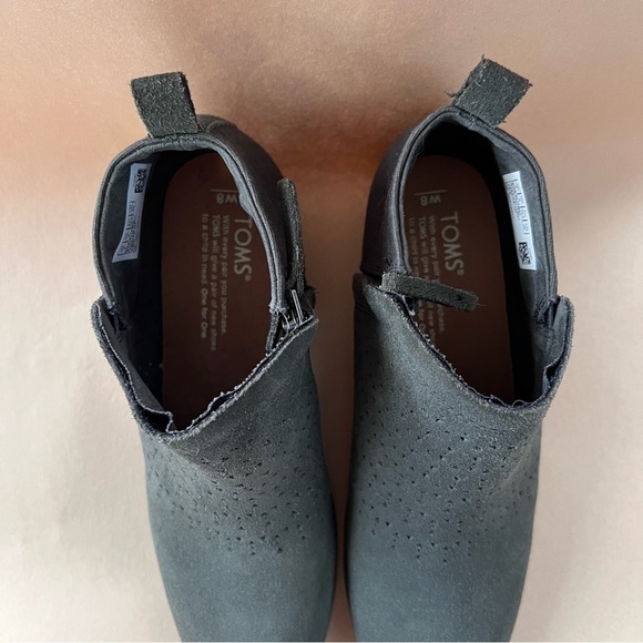 Toms Green Suede Ankle Booties Size 8 - Picture 4 of 9